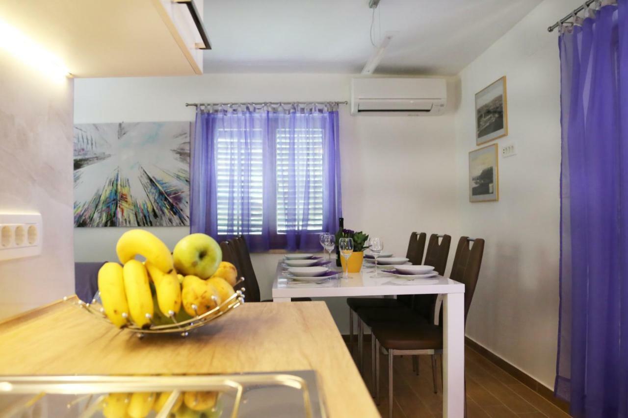 New, Sunny Apartment Surrounded By Nature Omišalj Extérieur photo